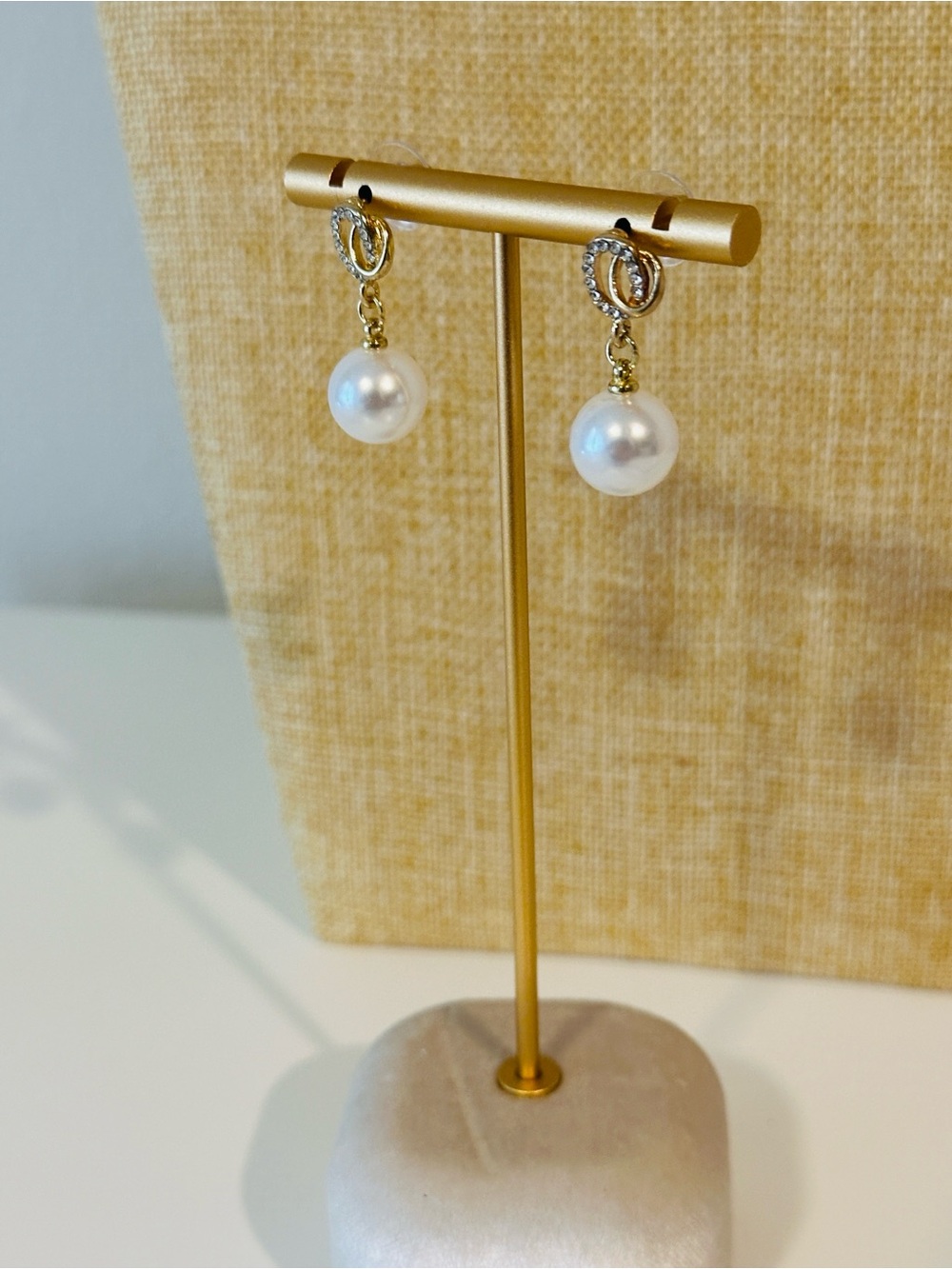Fashion Jewelry Gold Pearl Drop Earrings - White Pearls